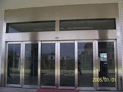 自動感應門價格_福州自動感應門/供應福州價格合理的自動感應門_福州萬家紅門業(yè)